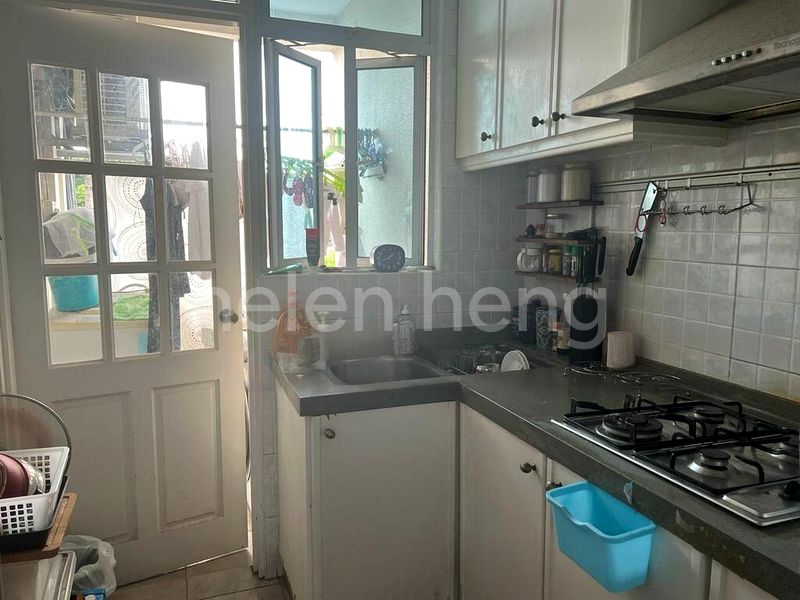 3 Bed Condo for Rent in  Novena Lodge - Image 4